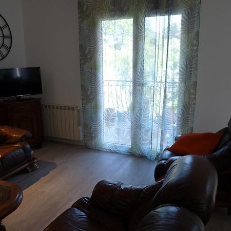 Appartement Independant Dans Villa, Entre Frejus Et St Raphael Exteriör bild